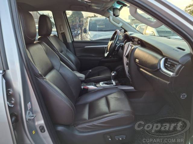 2018 TOYOTA HILUX SW4 