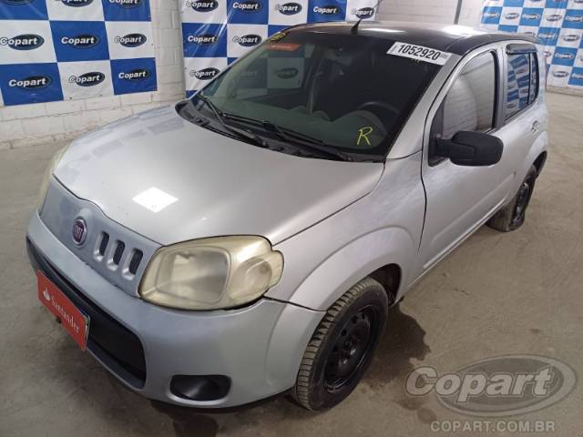 2015 FIAT UNO 