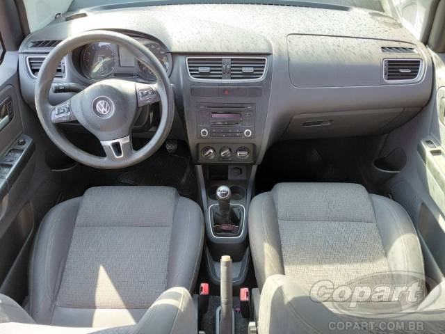 2013 VOLKSWAGEN FOX 