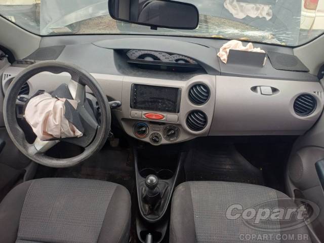 2013 TOYOTA ETIOS 