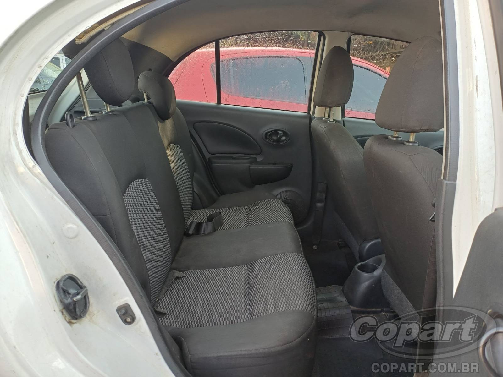Foto 6 de 11: 2018 NISSAN MARCH