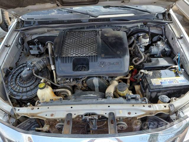 2013 TOYOTA HILUX CD 