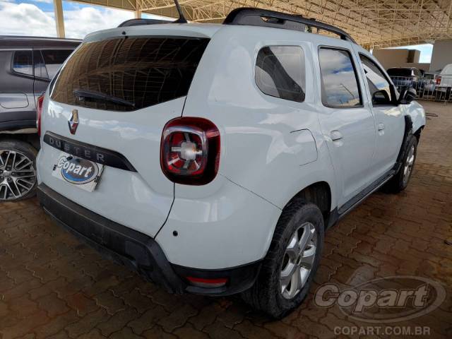2021 RENAULT DUSTER 