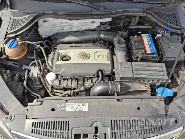 2010 VOLKSWAGEN TIGUAN 