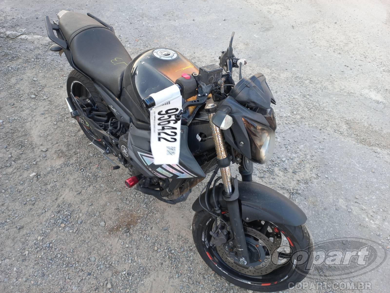 Veículo YAMAHA XJ6 Yamaha XJ6 N 600 ABS 2015 Pequena Monta 2015 em leilão