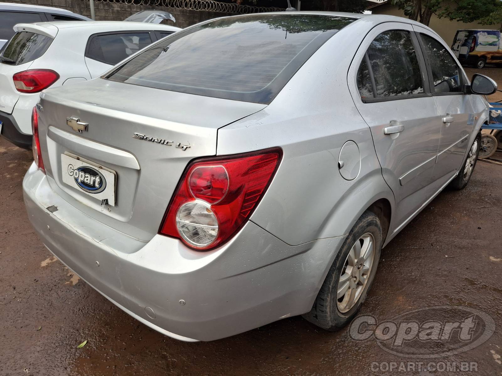 2013 CHEVROLET SONIC SEDAN — foto 4 de 12