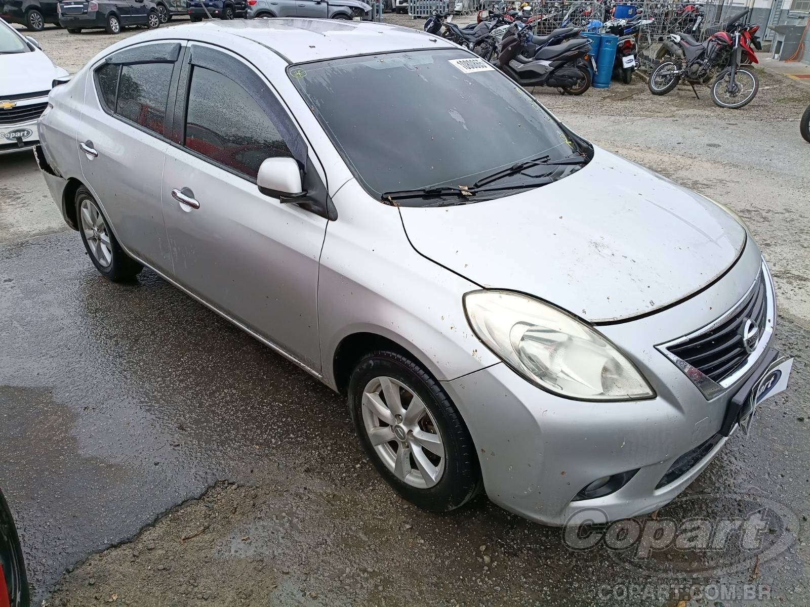 Veículo Nissan Versa Nissan Versa SL 1.6 16V 2012 2012 em leilão