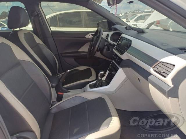 2020 VOLKSWAGEN T-CROSS 