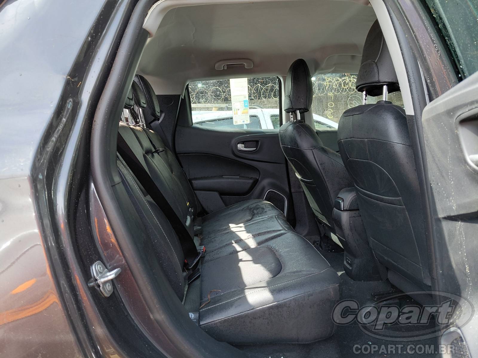 Foto 6 de 11: 2027 FIAT TORO