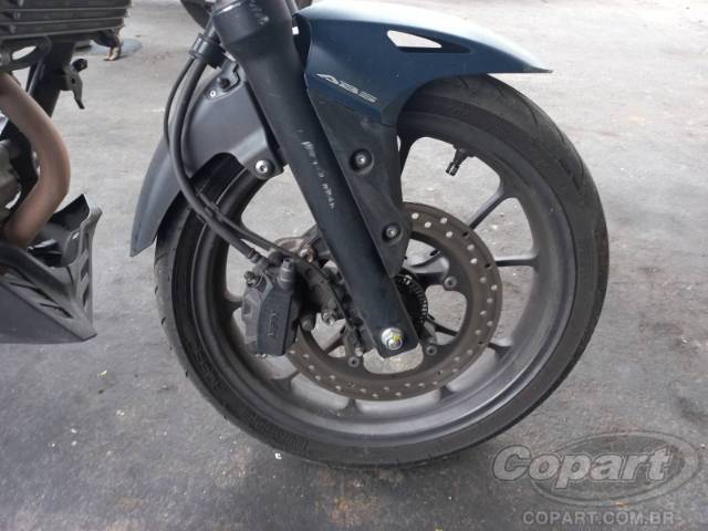 2025 HONDA CB 300F 