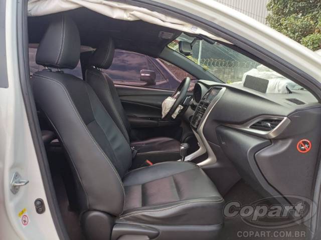 2019 TOYOTA YARIS 