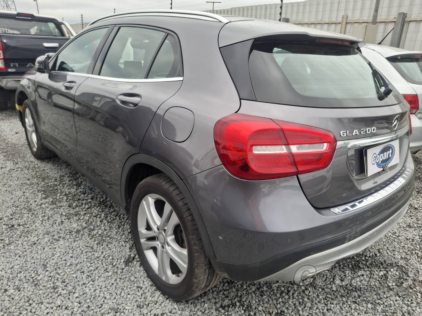 2017 MERCEDES BENZ GLA — foto 3 de 13
