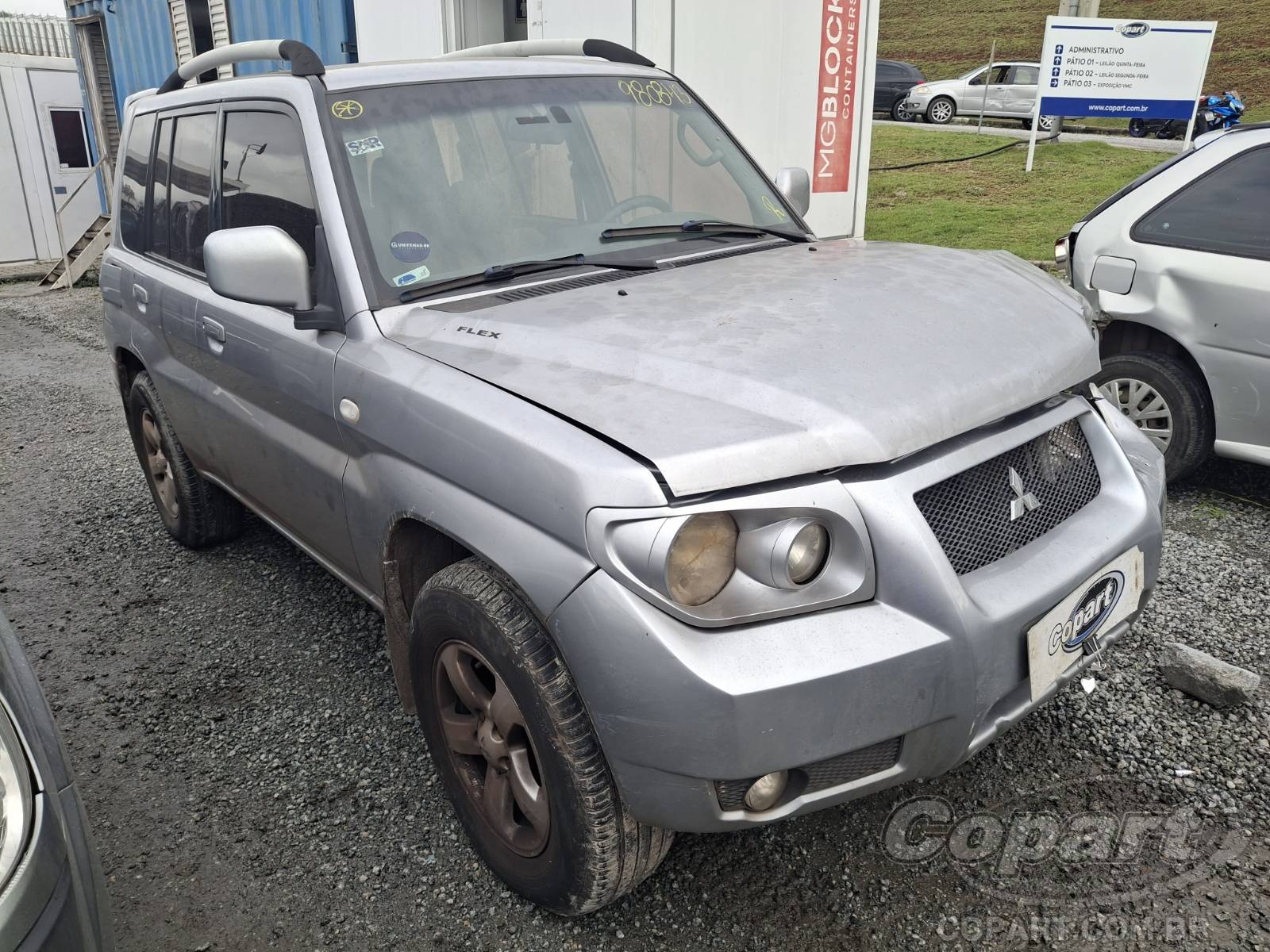 Veículo Mitsubishi Pajero Mitsubishi Pajero TR4 Flex 2.0 16V 2008 Médio Estado 2008 em leilão