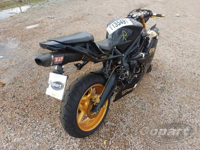 2006 TRIUMPH DAYTONA 
