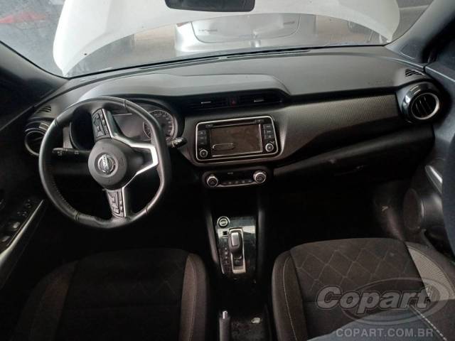 2021 NISSAN KICKS 