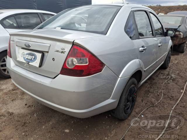 2007 FORD FIESTA SEDAN 