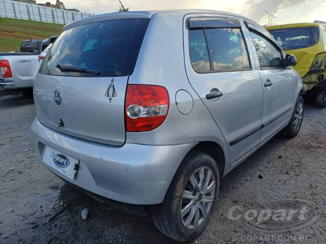 2009 VOLKSWAGEN FOX 