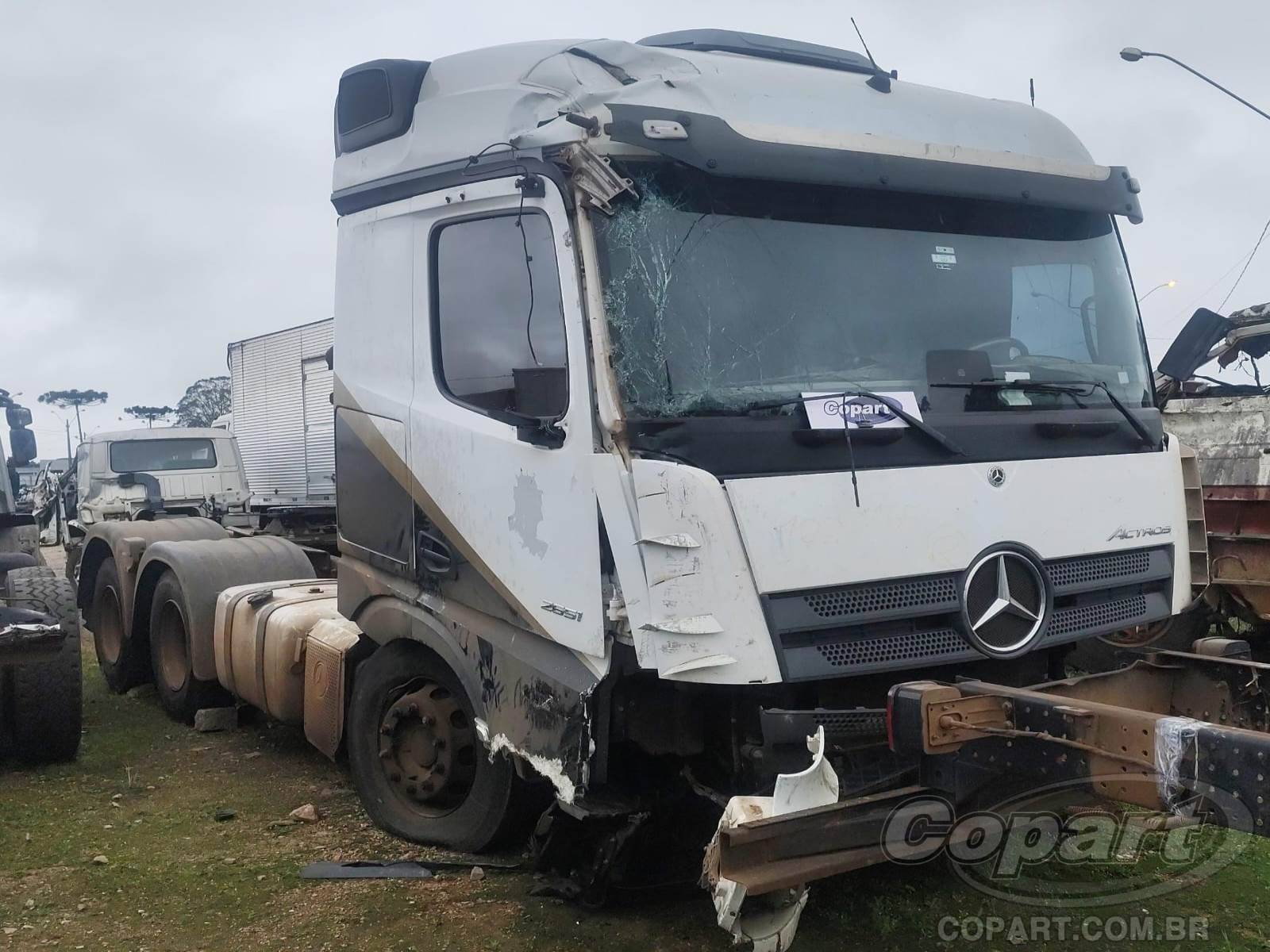 MERCEDES BENZ ACTROS 2023 Caminhão