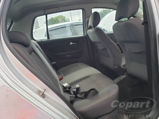 2010 VOLKSWAGEN FOX 