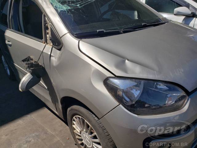 2015 VOLKSWAGEN UP 