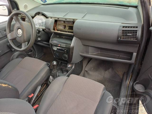 2005 VOLKSWAGEN FOX 