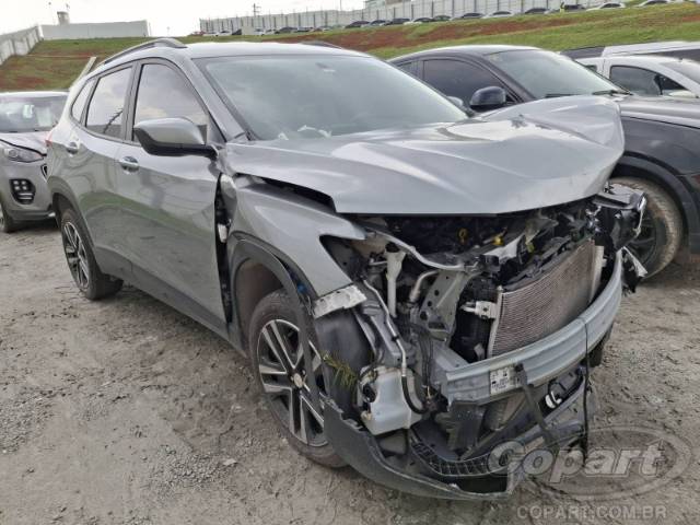 2025 CHEVROLET TRACKER 