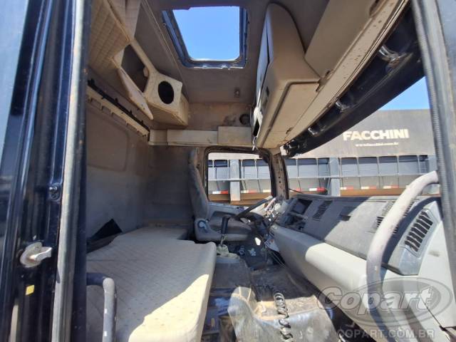 2009 VOLKSWAGEN CONSTELLATION 