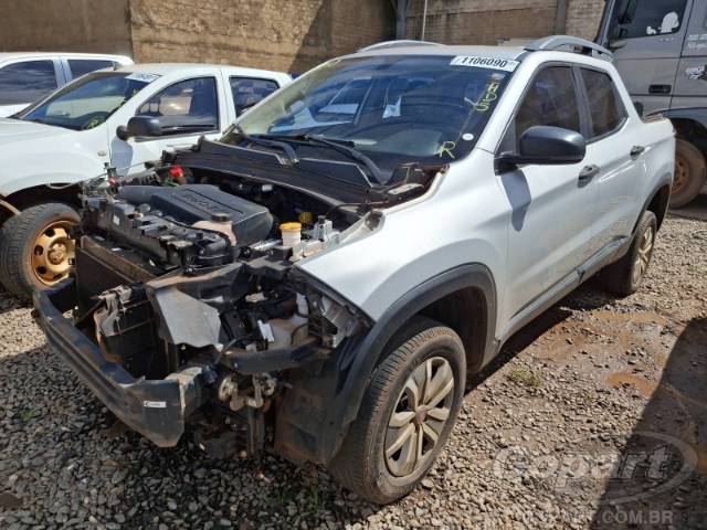 2017 FIAT TORO 
