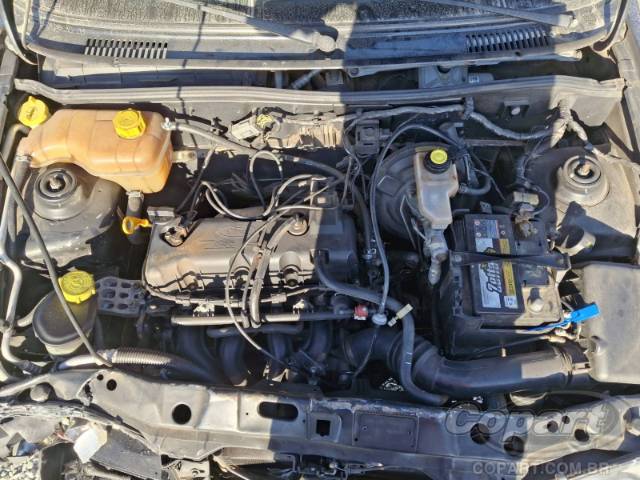 2003 FORD FIESTA SEDAN 