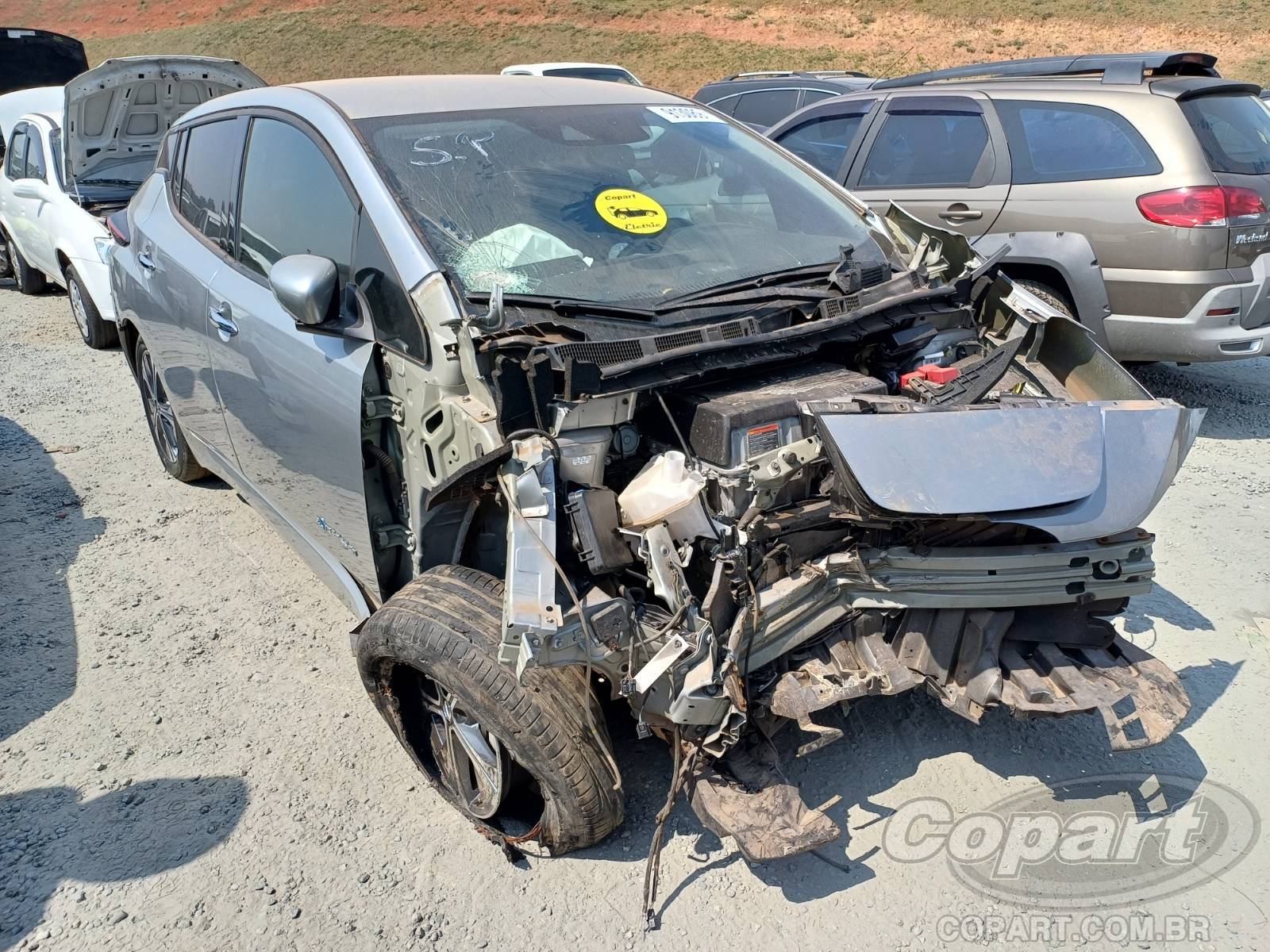 Veículo Nissan Leaf Nissan Leaf Tekna 110 KW 2022 Colisão Média Monta 2022 em leilão