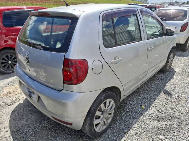 2011 VOLKSWAGEN FOX 