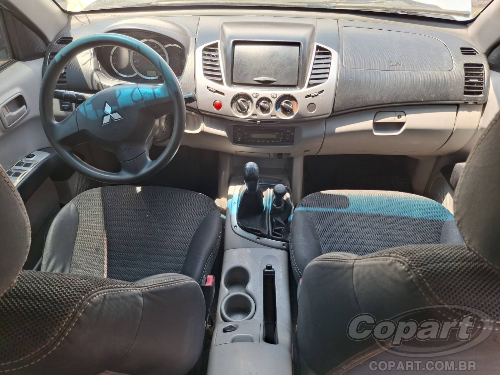 Foto 9 de 10: 2013 MITSUBISHI L200 TRITON