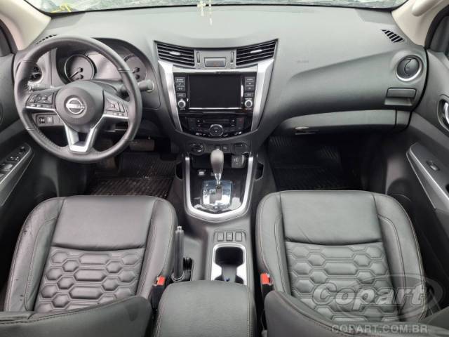 2025 NISSAN FRONTIER CD 