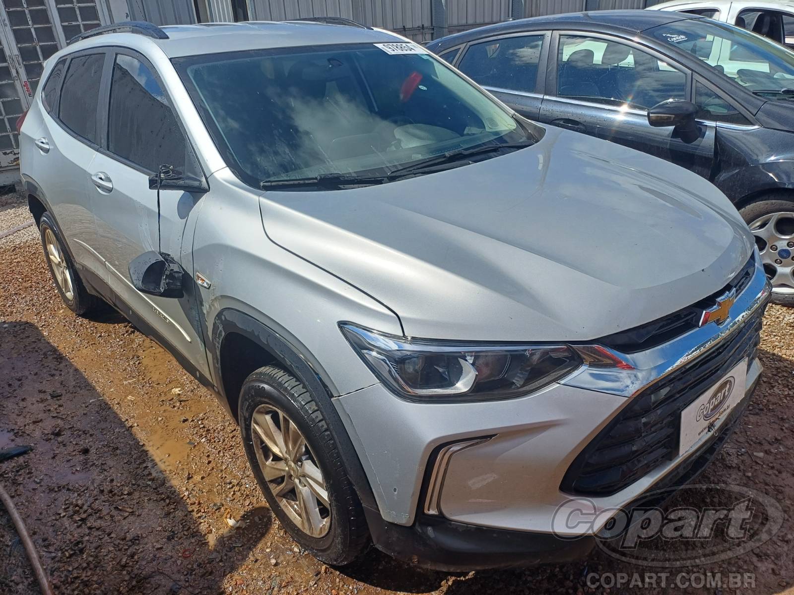 Veículo GM - Chevrolet Tracker Chevrolet Tracker LT AT 1.0 12V Ecotec Turbo 2023 Colisão Média Monta 2023 em leilão