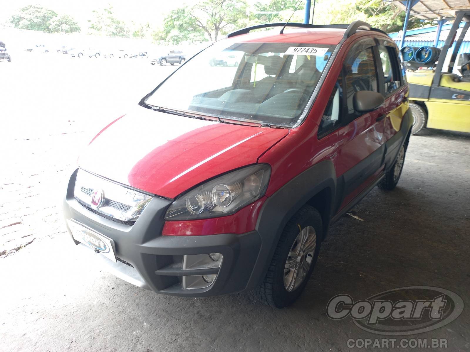 Veículo Fiat Idea Fiat Idea Adventure 1.8 16V E.TorQ 2014 Queimado 2014 em leilão