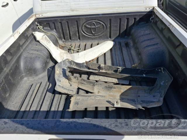 2015 TOYOTA HILUX CD 