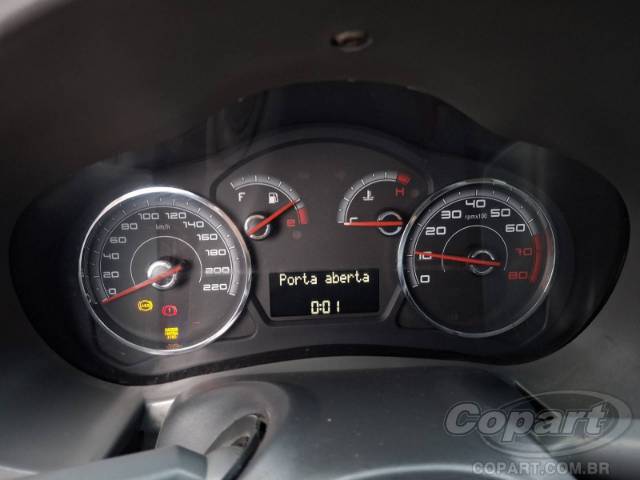 2015 FIAT GRAND SIENA 