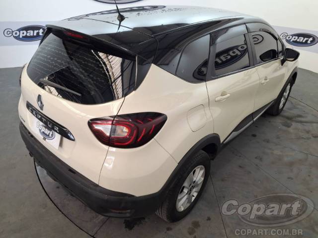 2021 RENAULT CAPTUR 