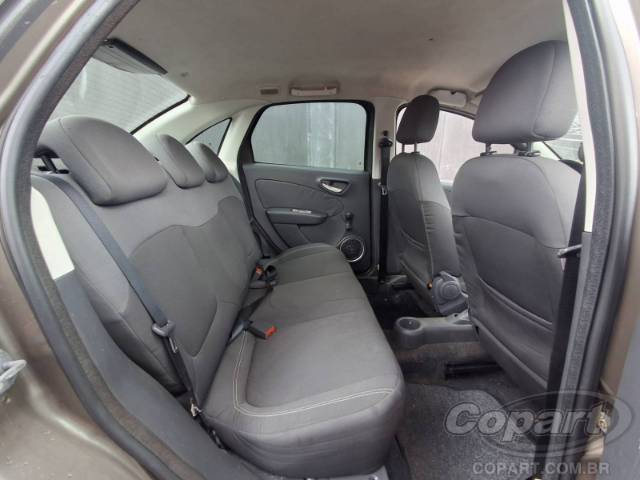 2013 FIAT GRAND SIENA 