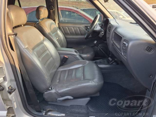 2005 CHEVROLET BLAZER 