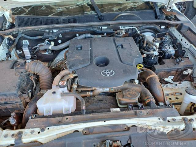 2024 TOYOTA HILUX CD 