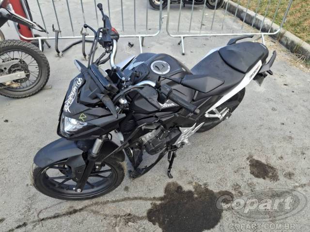 2026 HONDA CB 300F 