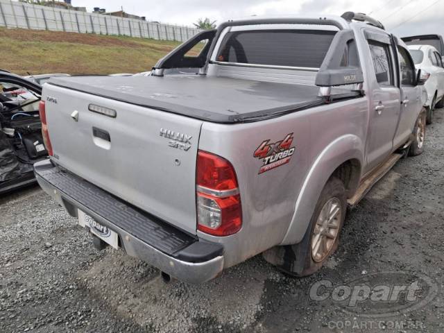 2012 TOYOTA HILUX CD 