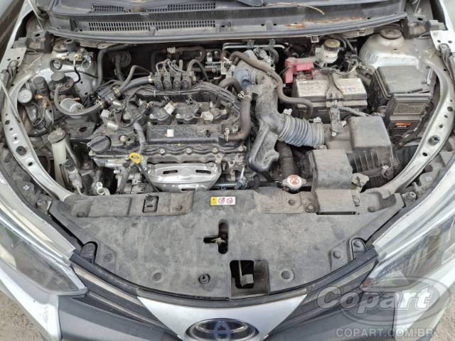 2025 TOYOTA YARIS SEDA 