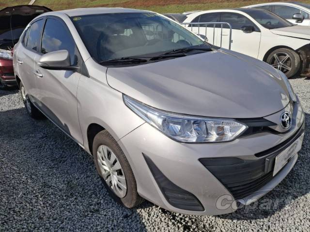 2020 TOYOTA YARIS SEDA 
