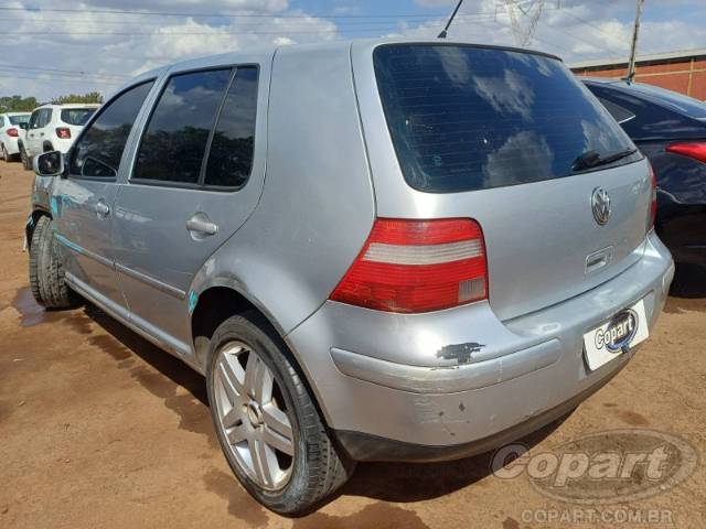 2005 VOLKSWAGEN GOLF 