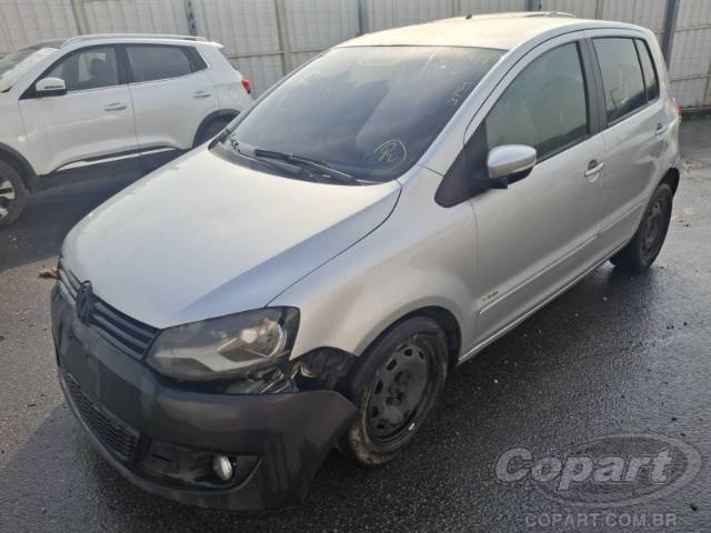 2013 VOLKSWAGEN FOX 