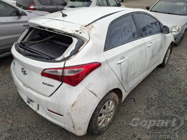 2015 HYUNDAI HB20 