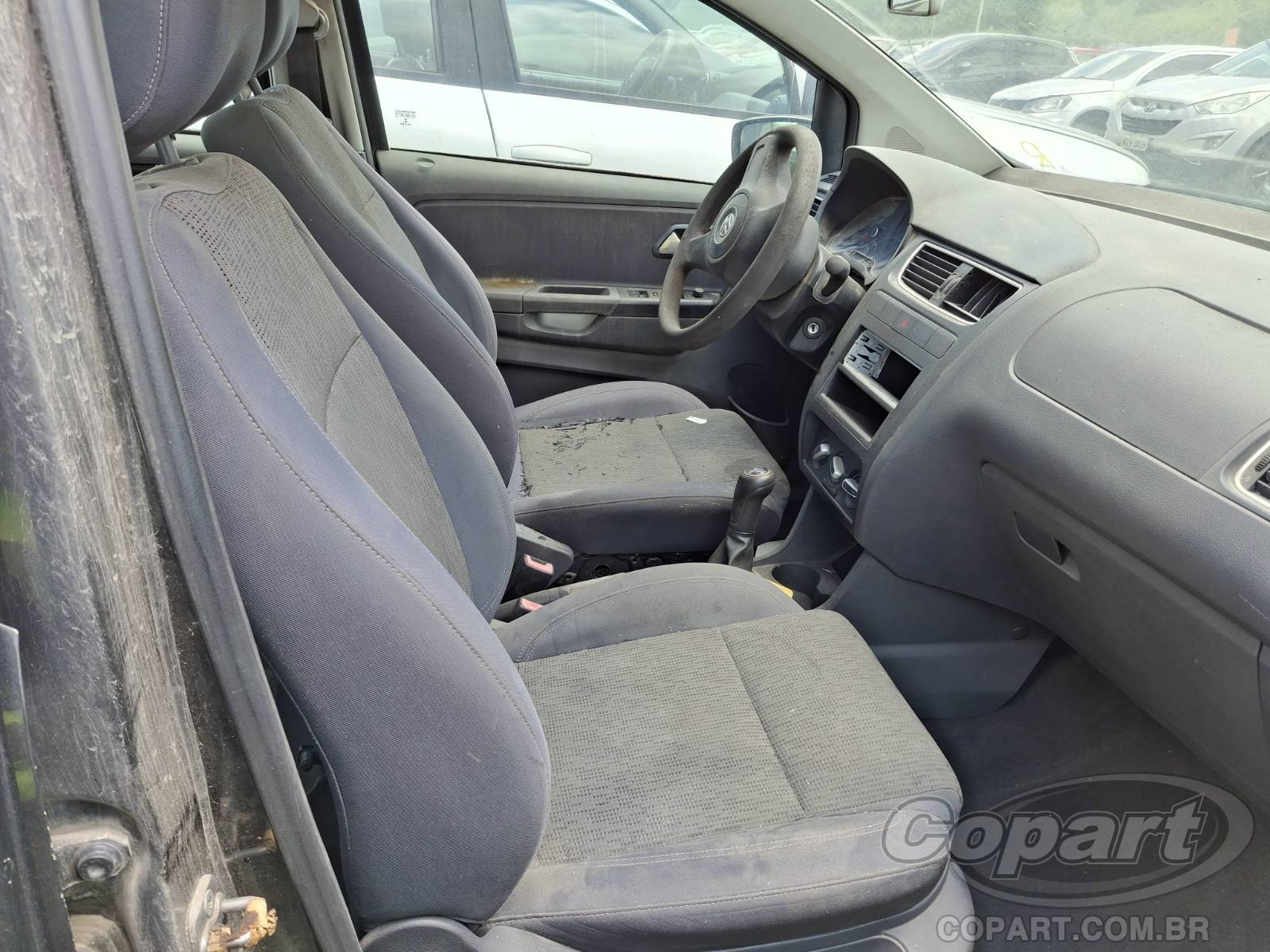 Foto 5: 2013 VOLKSWAGEN FOX FOX 1.0 1.0 TOTAL FLEX