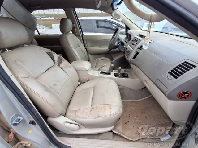 2006 TOYOTA HILUX SW4 